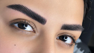 دوره آموزشی آرایش دائم ابرو با دستگاه و قلم