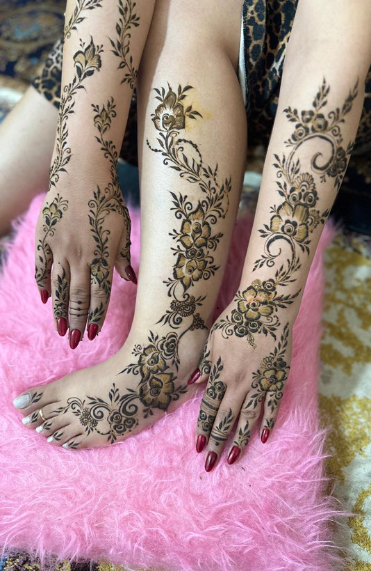 دوره آموزشی طراحی با حنا روی بدن